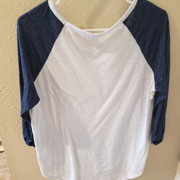 Divided 3/4 sleeve shirt - Picture 2 of 2